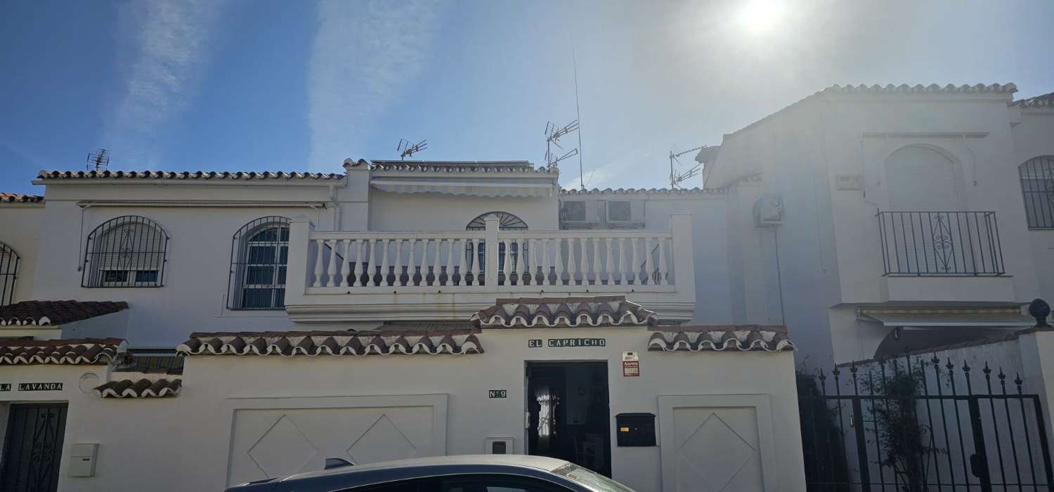 Txaleta salgai in Alhaurín de la Torre