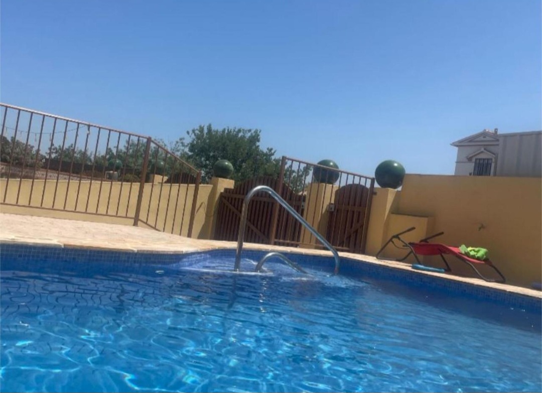 Шале на продаж в Alhaurín de la Torre