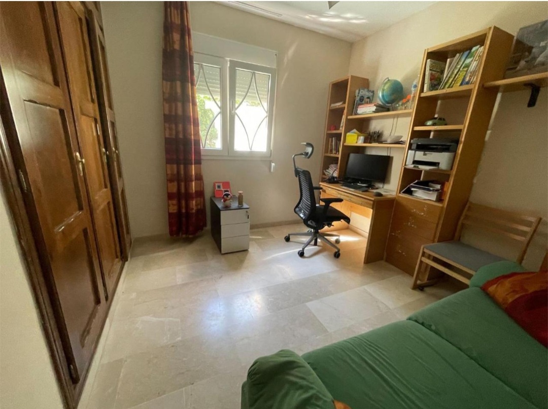 Шале на продаж в Alhaurín de la Torre