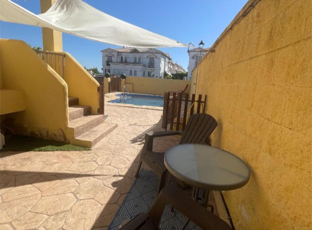 Шале на продаж в Alhaurín de la Torre