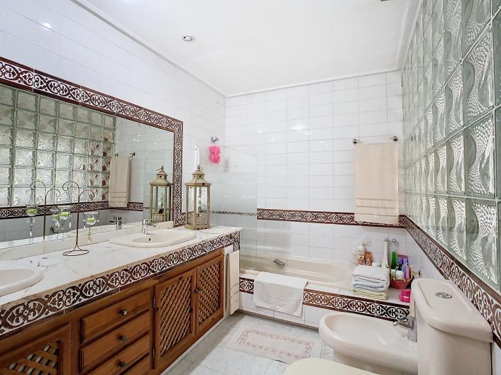 Шале на продаж в Alhaurín el Grande