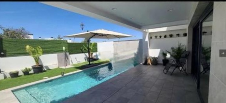 Шале на продаж в Alhaurín de la Torre