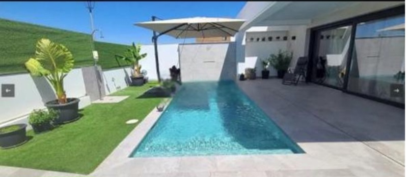 Шале на продаж в Alhaurín de la Torre