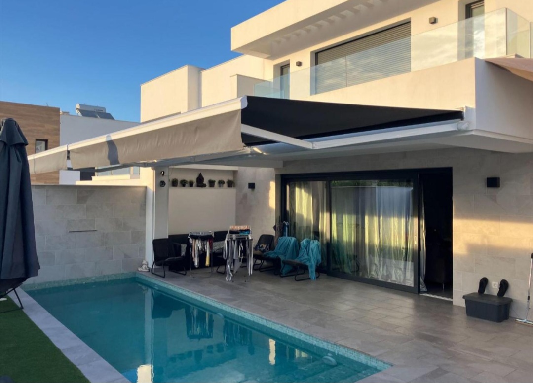 Шале на продаж в Alhaurín de la Torre