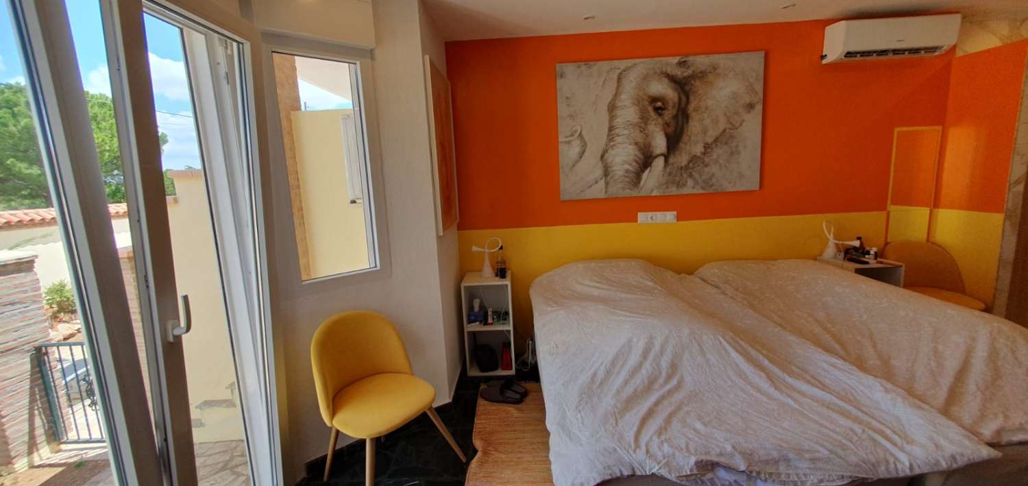 Villa for sale in Alhaurín de la Torre