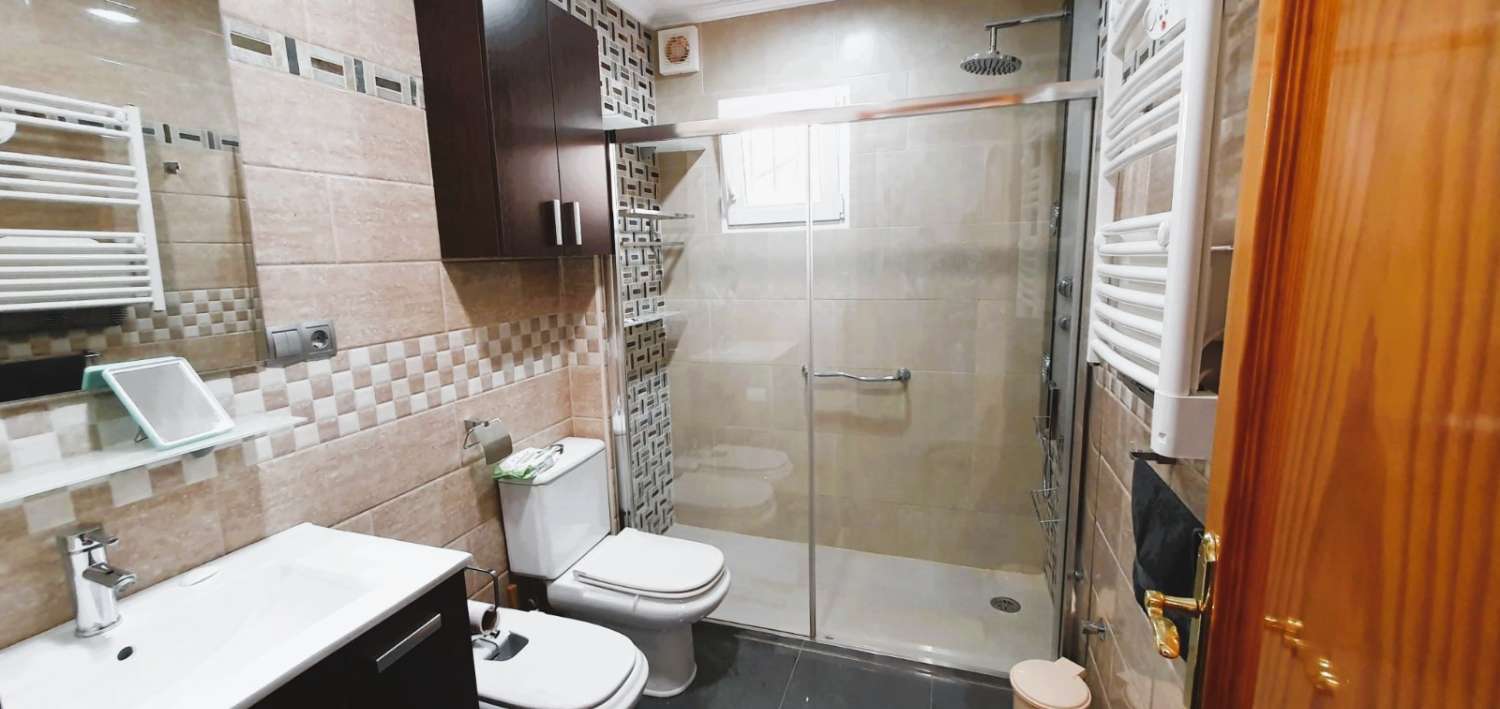 Villa for sale in Alhaurín de la Torre