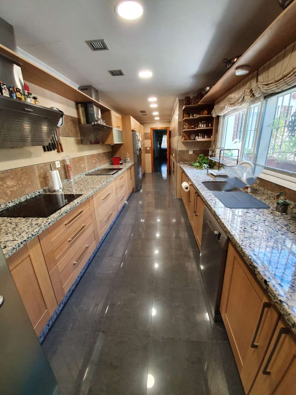 Villa for sale in Alhaurín de la Torre