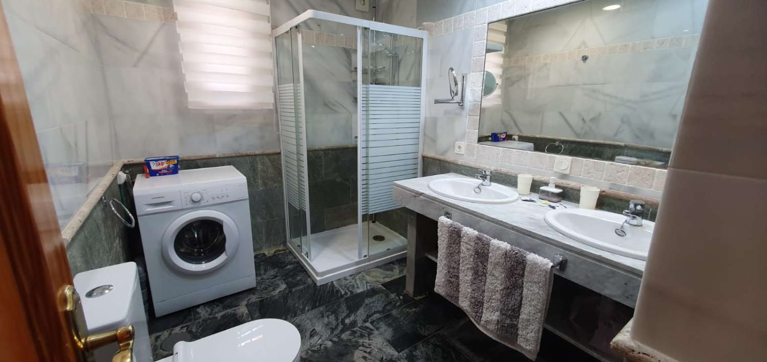 Villa for sale in Alhaurín de la Torre