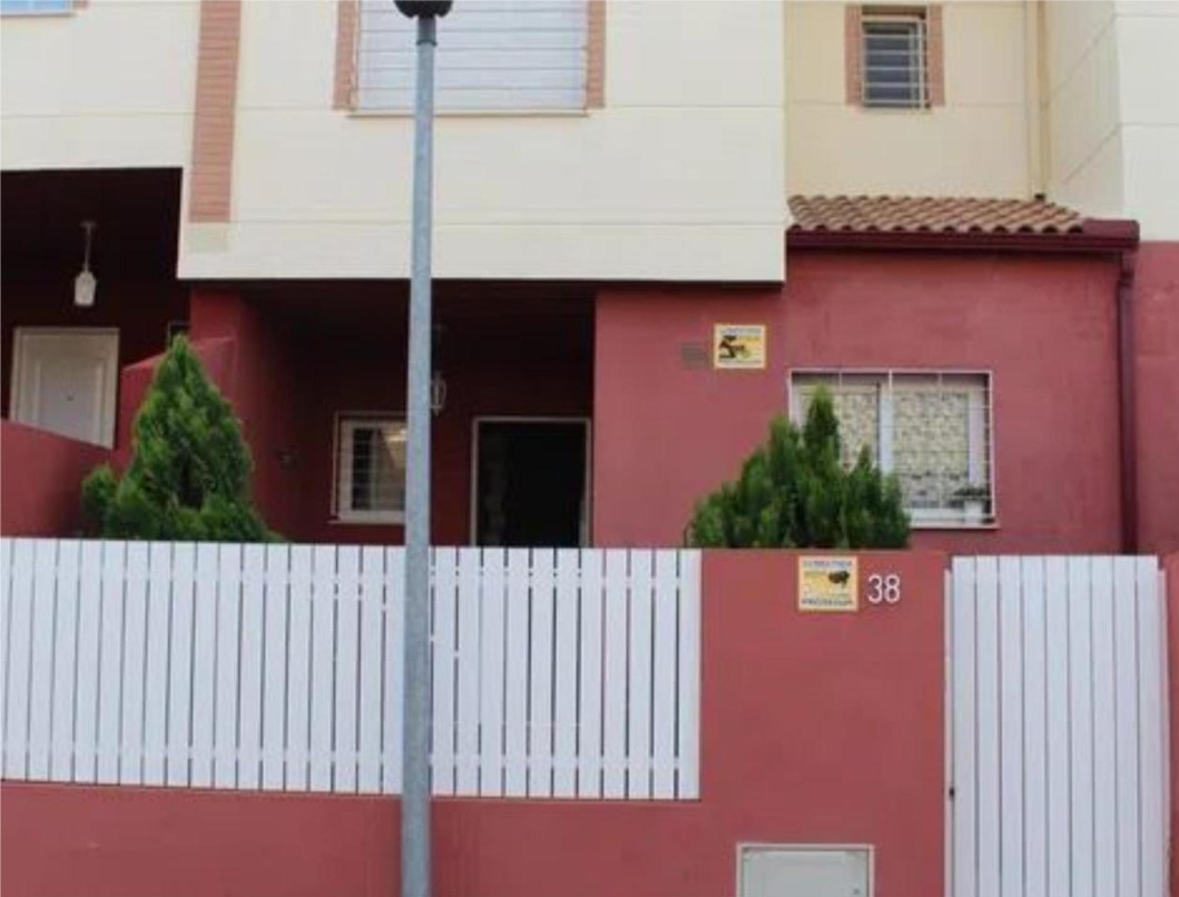 Adosado de 4 dormitorios en Alhaurin de la Torre