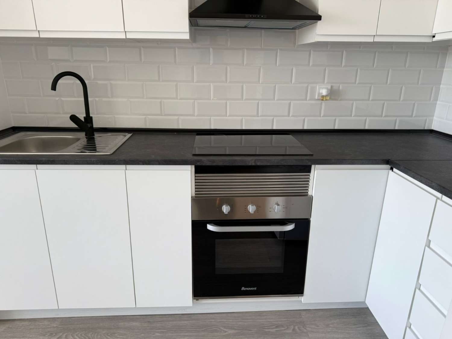 Квартира на продаж в Benalmádena Costa