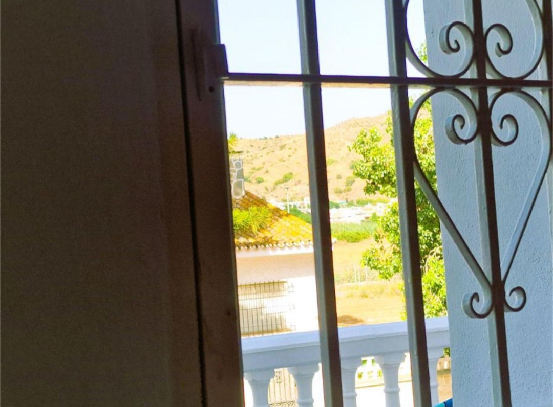 Vivienda unifamiliar reformada con gran terraza y posibilidad de solárium