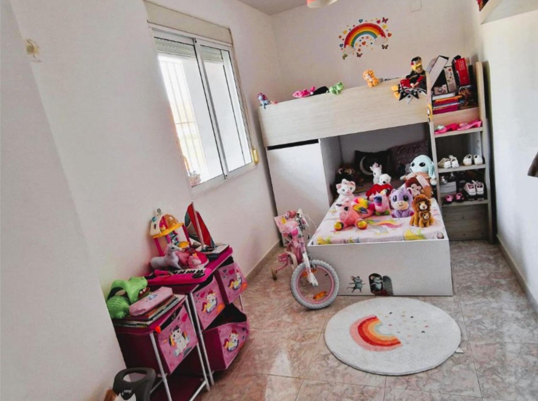 Vivienda unifamiliar reformada con gran terraza y posibilidad de solárium