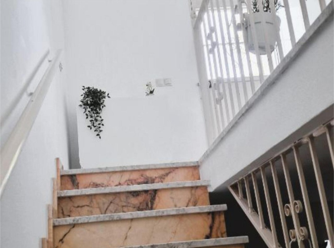 Vivienda unifamiliar reformada con gran terraza y posibilidad de solárium