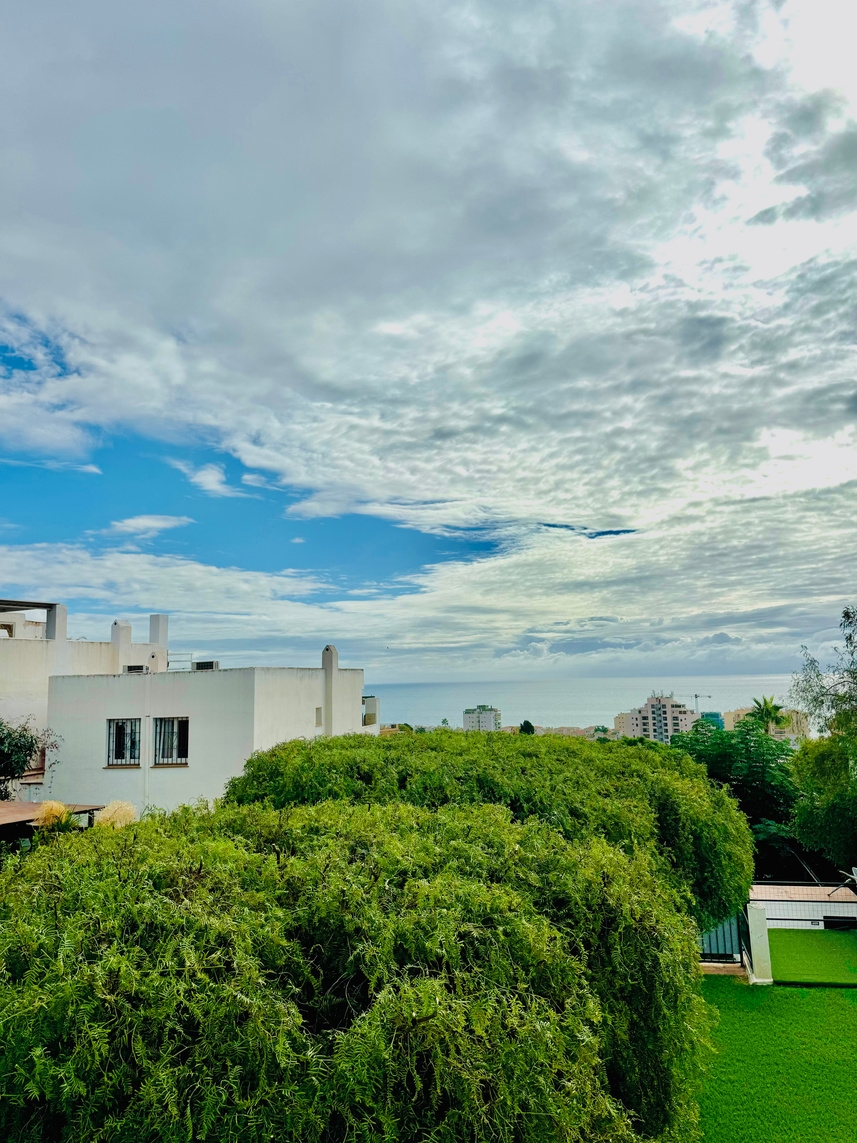 Apartamento con vistas al mar en Montemar, Torremolinos