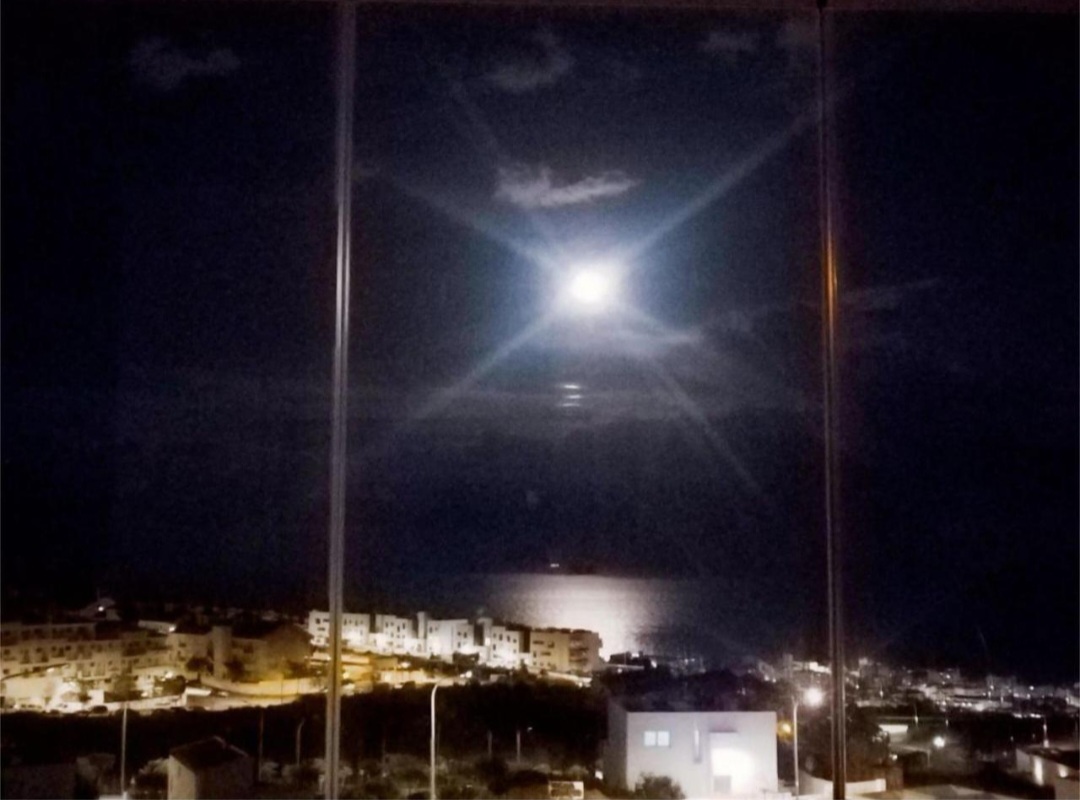 Espectacular vivienda con vistas al mar en Benalmadena