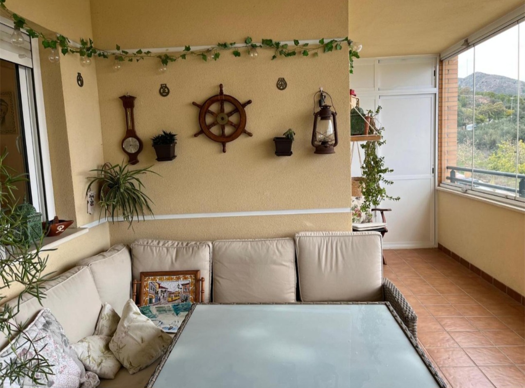 Fantástico piso en recinto cerrado en El Pinillo (Torremolinos)