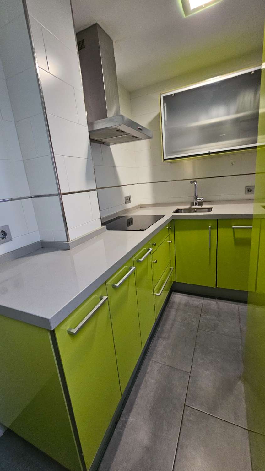 Piso en zona Calvario, Torremolinos