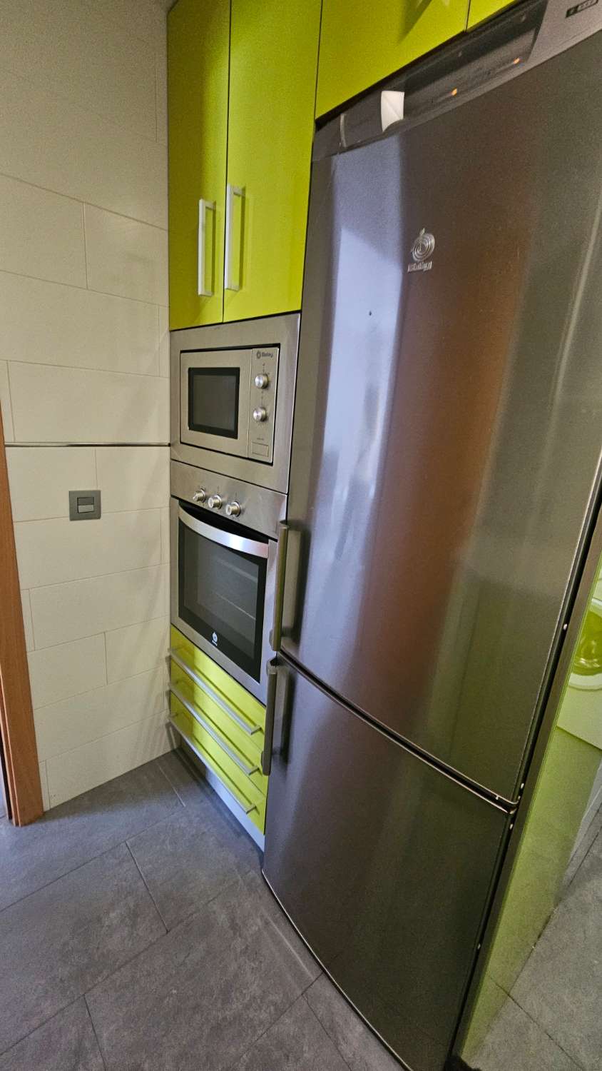 Piso en zona Calvario, Torremolinos