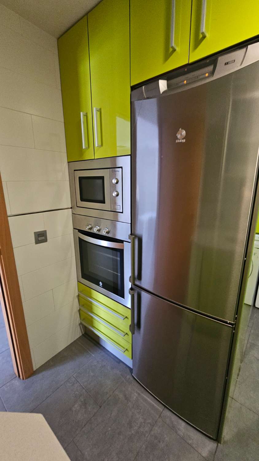 Piso en zona Calvario, Torremolinos