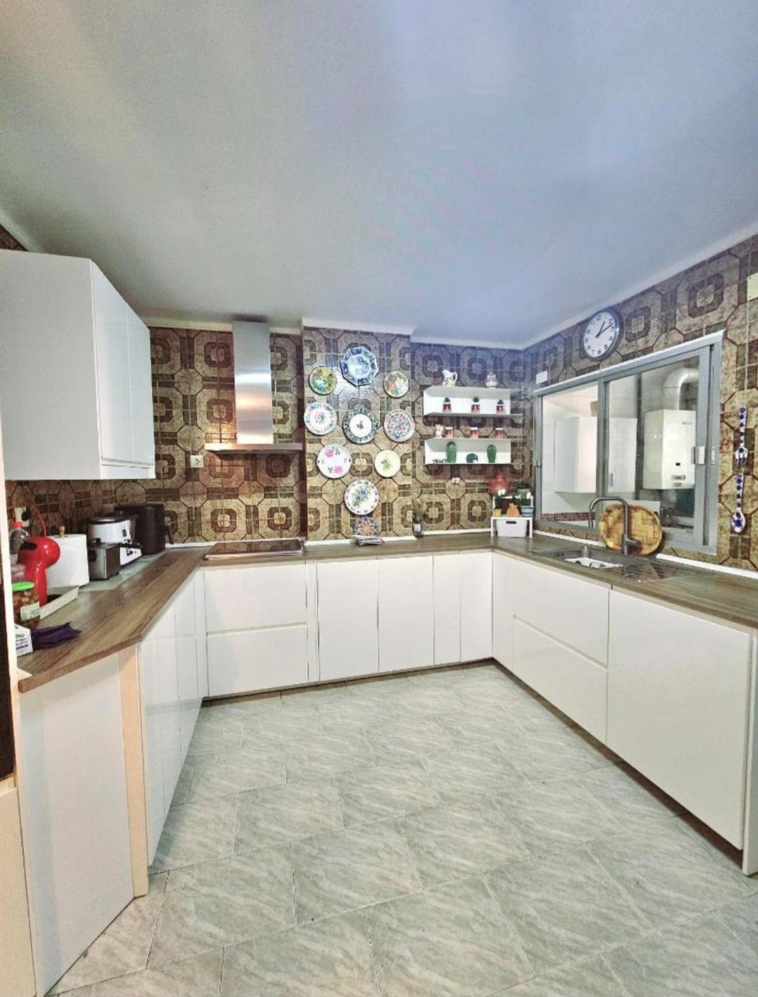 Amplio piso en 2ª línea de playa en La  Malagueta , Malaga