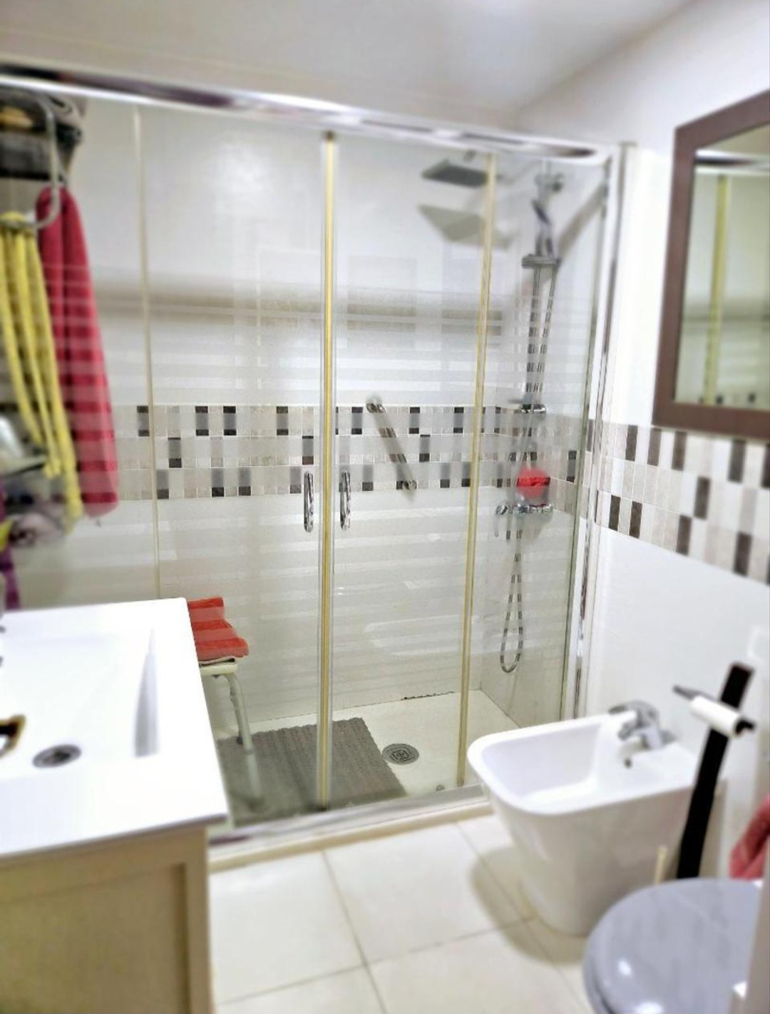 Amplio piso en 2ª línea de playa en La  Malagueta , Malaga