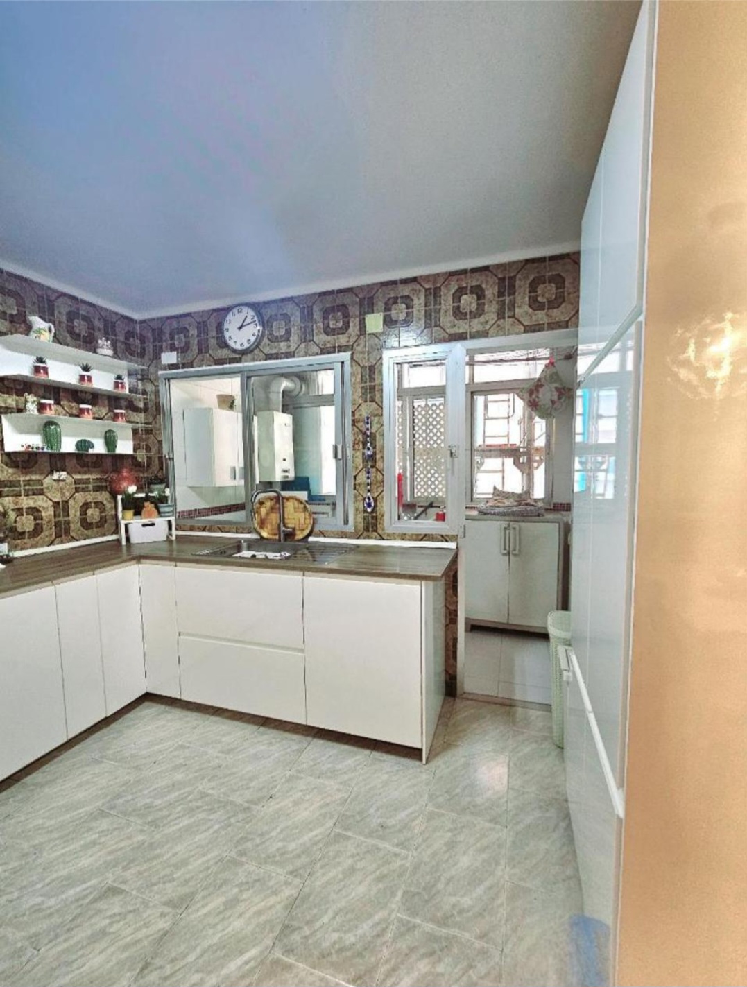 Amplio piso en 2ª línea de playa en La  Malagueta , Malaga