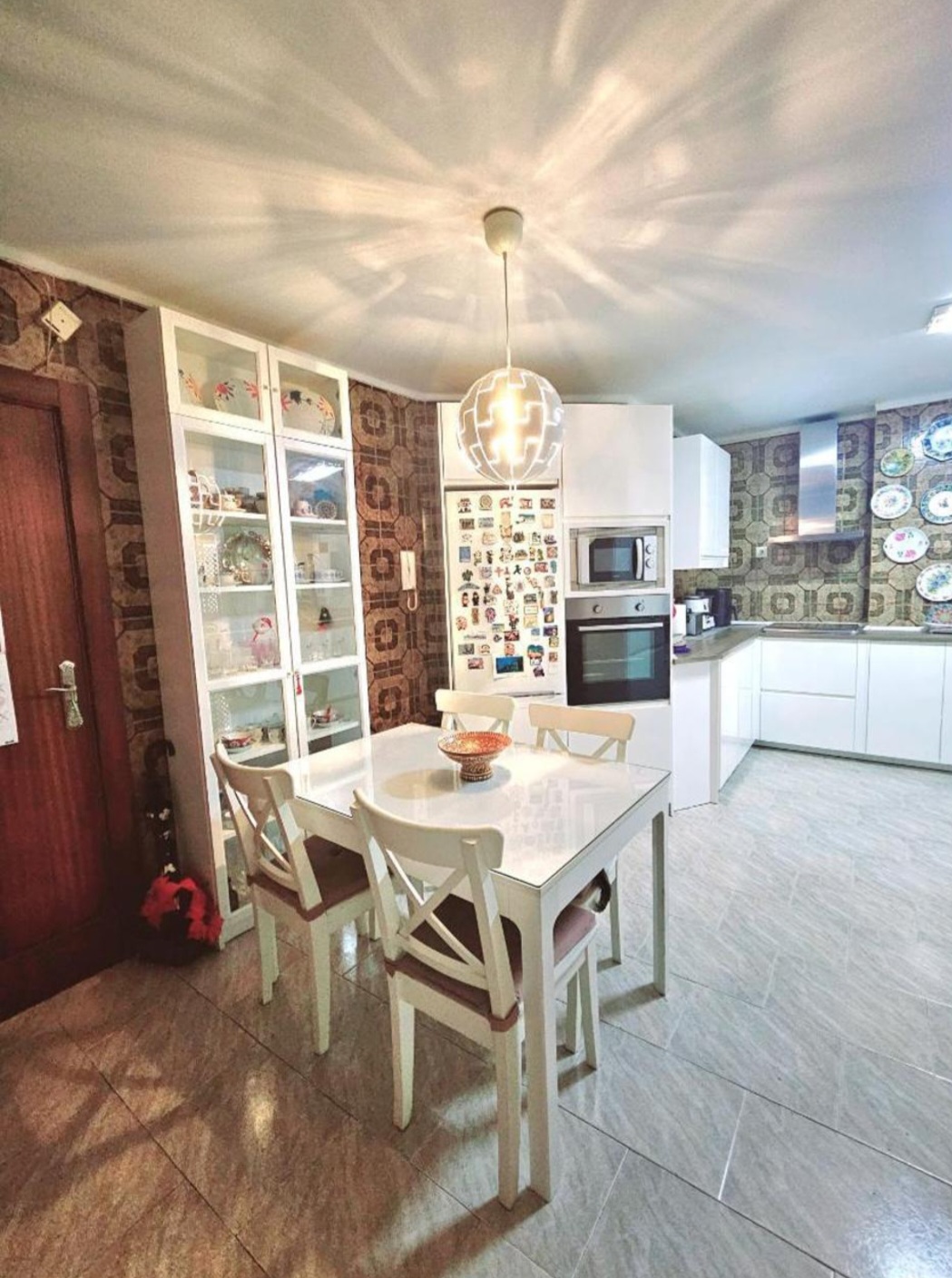 Amplio piso en 2ª línea de playa en La  Malagueta , Malaga