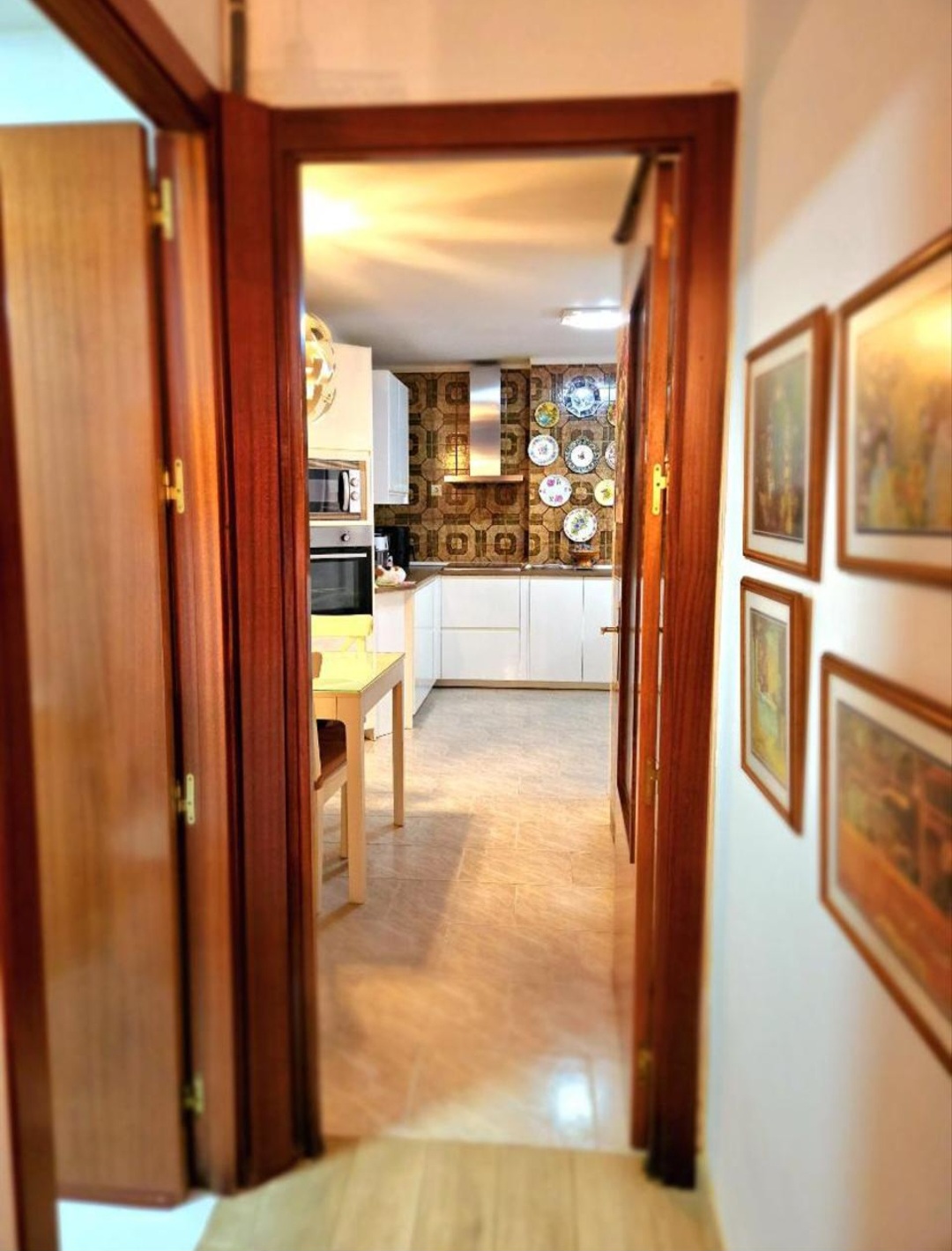 Amplio piso en 2ª línea de playa en La  Malagueta , Malaga