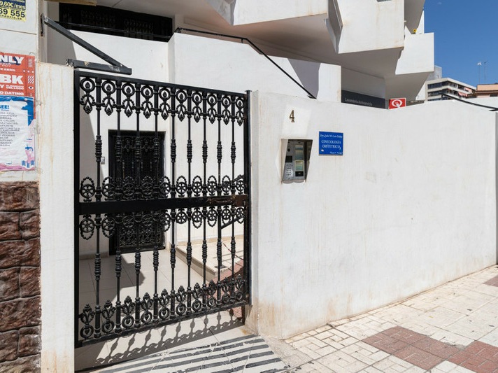 Apartamentua salgai in Manantiales - Estación de Autobuses (Torremolinos)