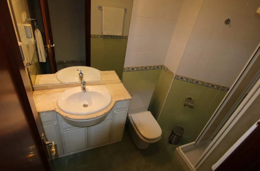 Apartamento Exclusivo en La Carihuela – Torremolinos | A solo 300 m de la Playa