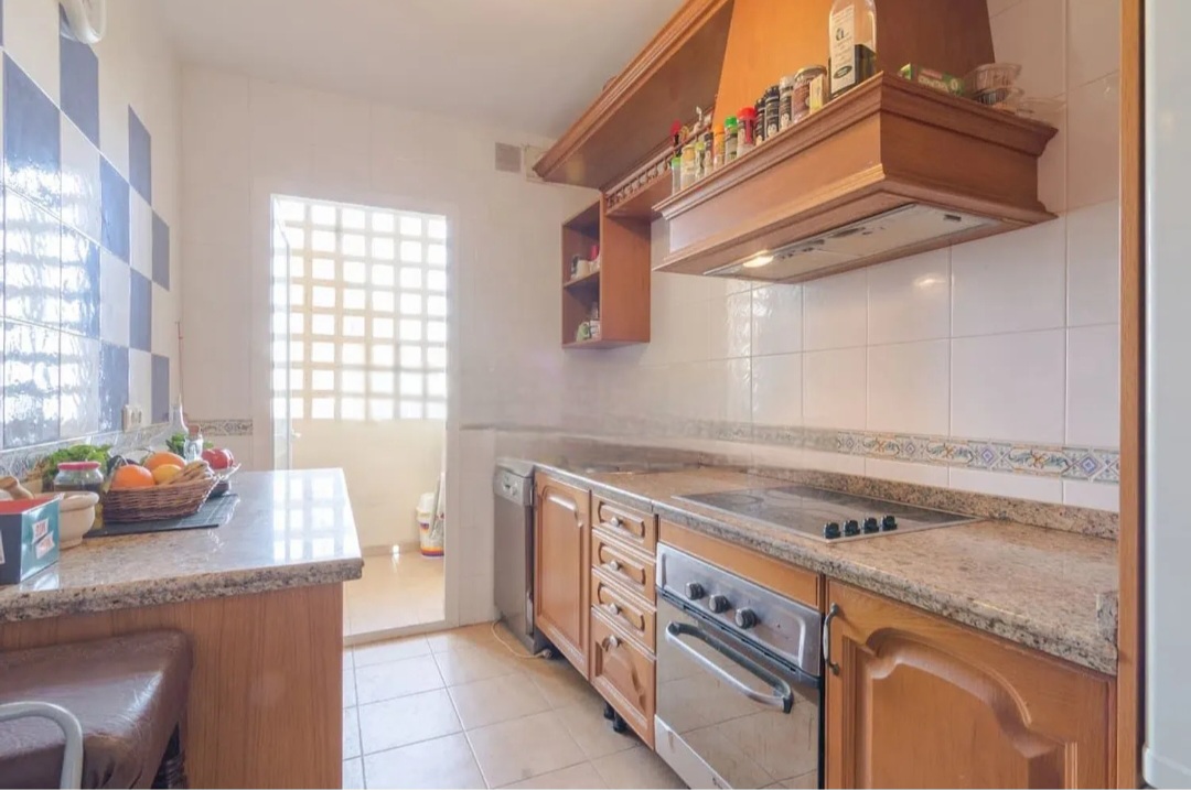 Apartamento Exclusivo en La Carihuela – Torremolinos | A solo 300 m de la Playa