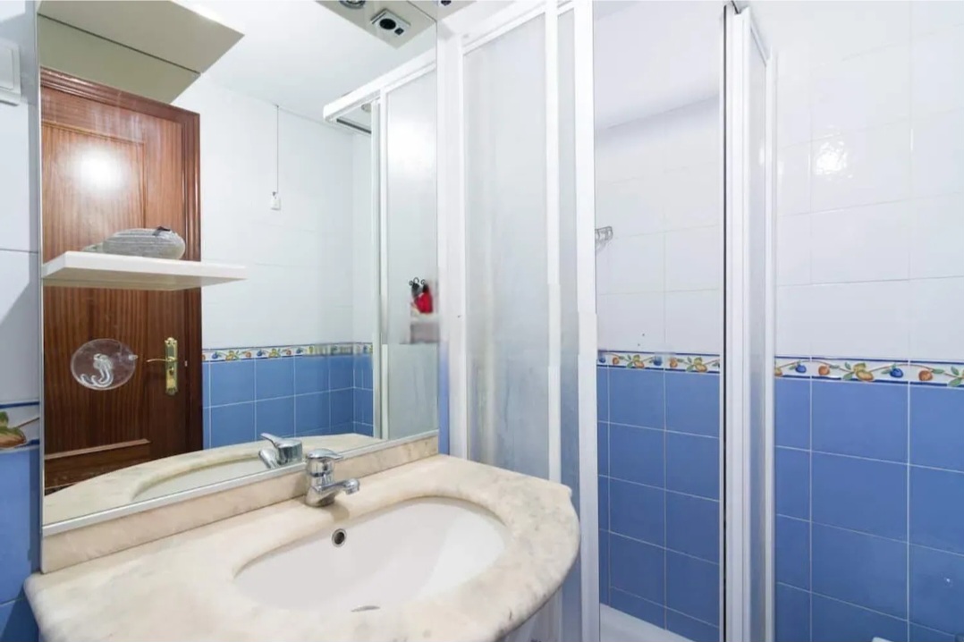 Apartamento Exclusivo en La Carihuela – Torremolinos | A solo 300 m de la Playa