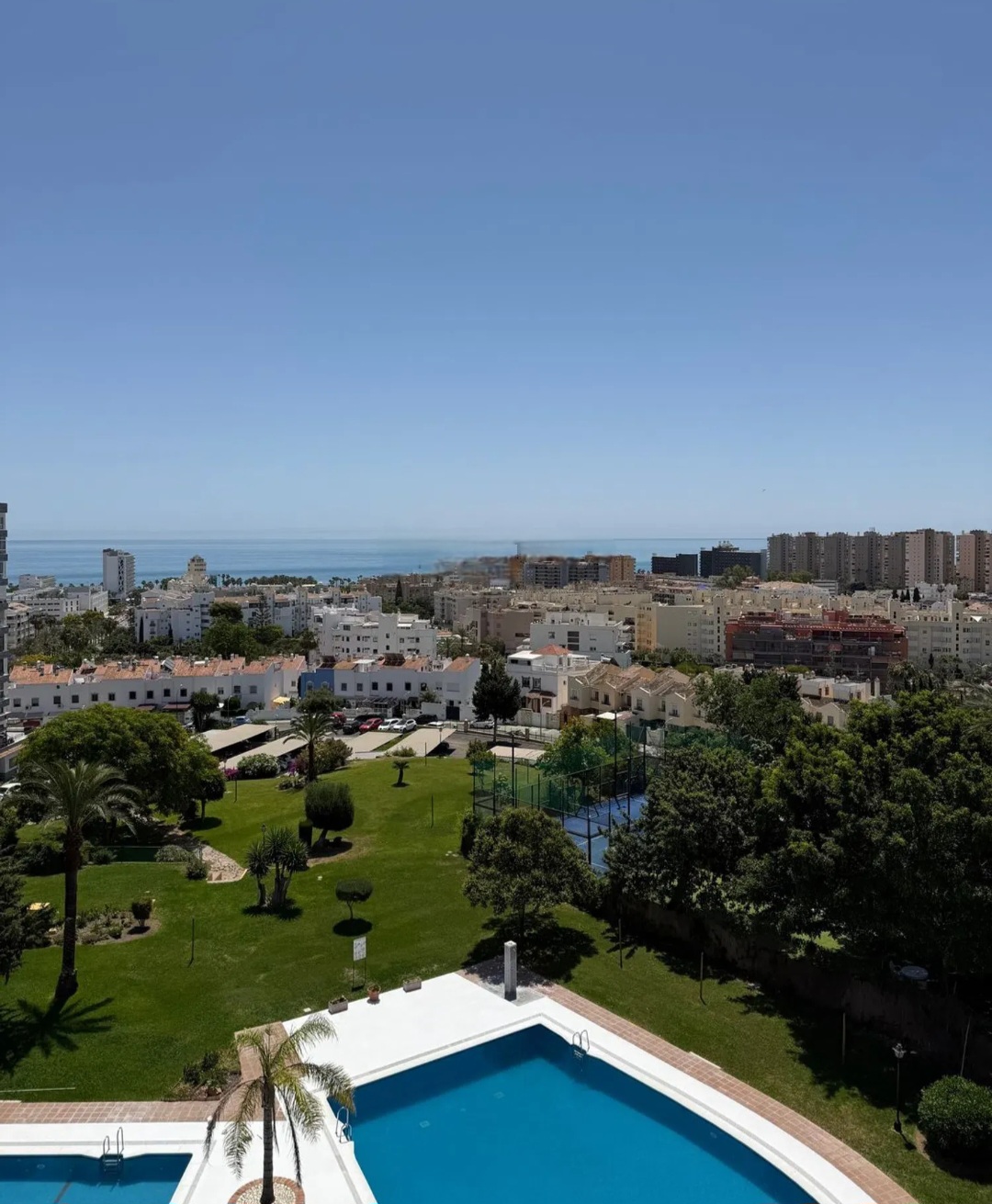 Estudio con licencia turistica y vistas al mar en Torremolinos