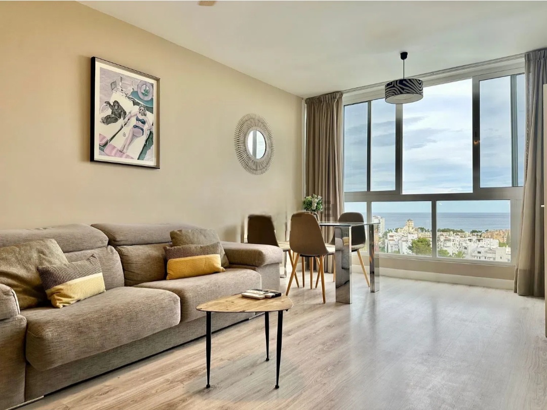 Estudio con licencia turistica y vistas al mar en Torremolinos