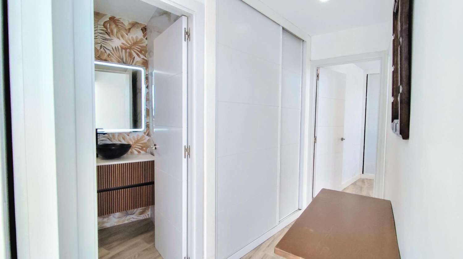 Impresionante Ático Reformado en el Corazón de Torremolinos