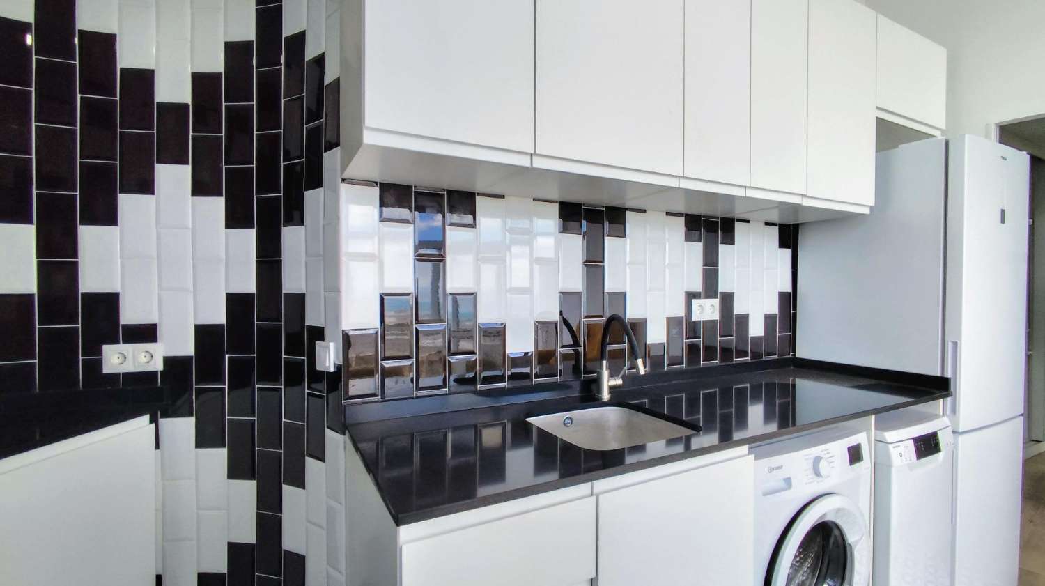 Impresionante Ático Reformado en el Corazón de Torremolinos