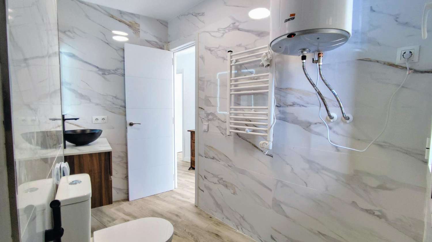 Impresionante Ático Reformado en el Corazón de Torremolinos