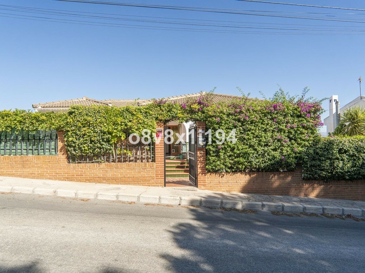 Villa independiente en Alhaurin de la Torre