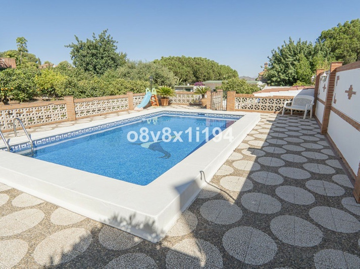 Villa independiente en Alhaurin de la Torre