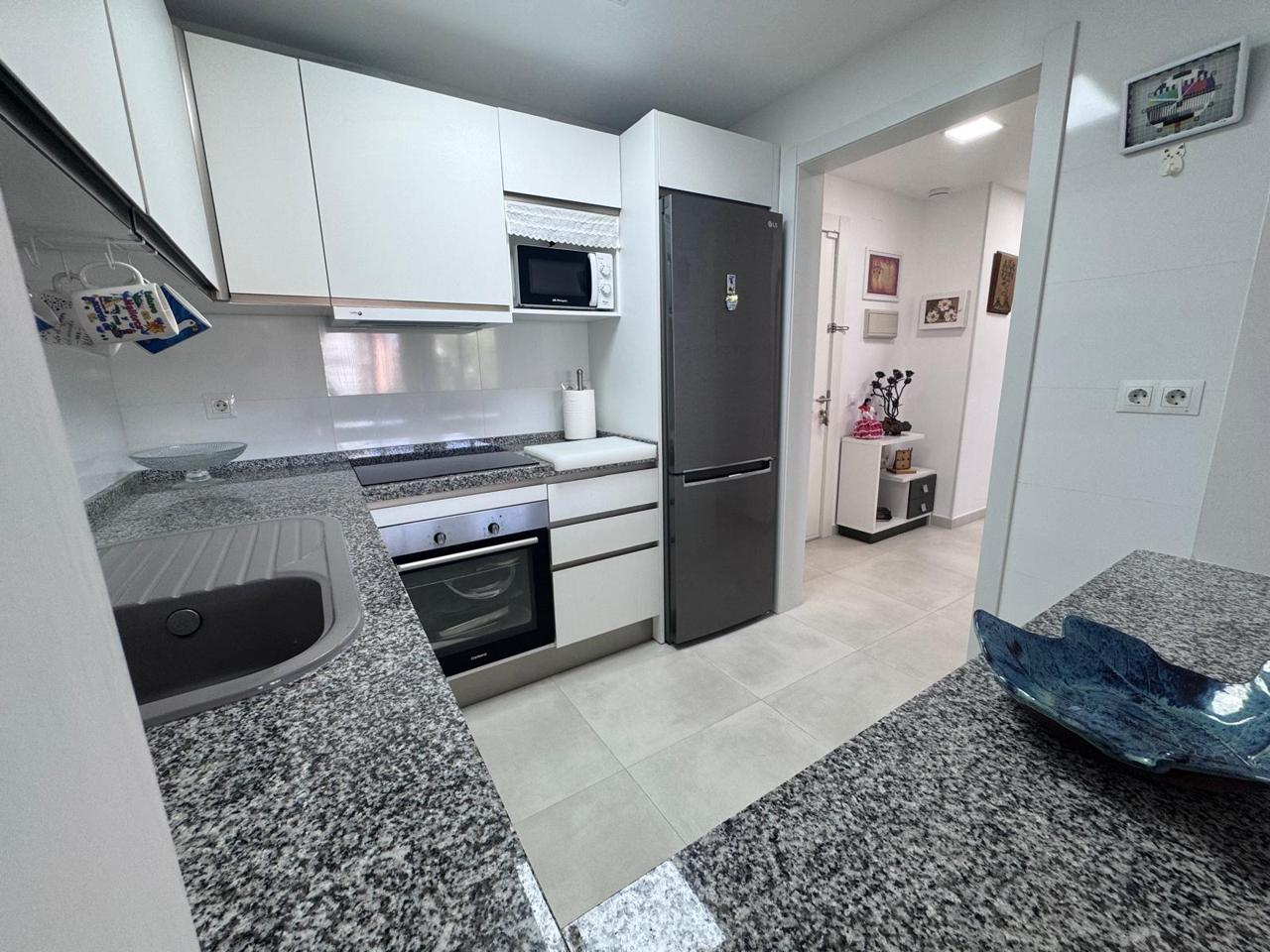 PISO ACTUAL Y REFORMADO EN EL CORAZÓN DE TORREMOLINOS