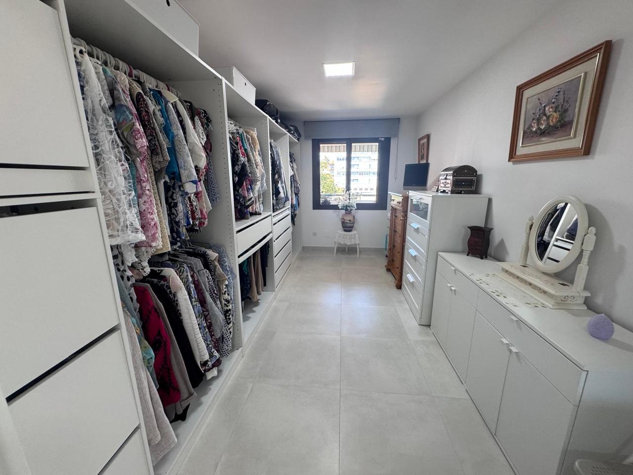 PISO ACTUAL Y REFORMADO EN EL CORAZÓN DE TORREMOLINOS