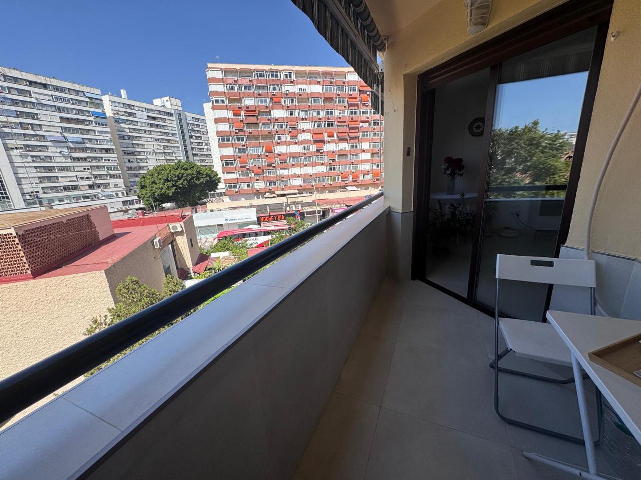 PISO ACTUAL Y REFORMADO EN EL CORAZÓN DE TORREMOLINOS