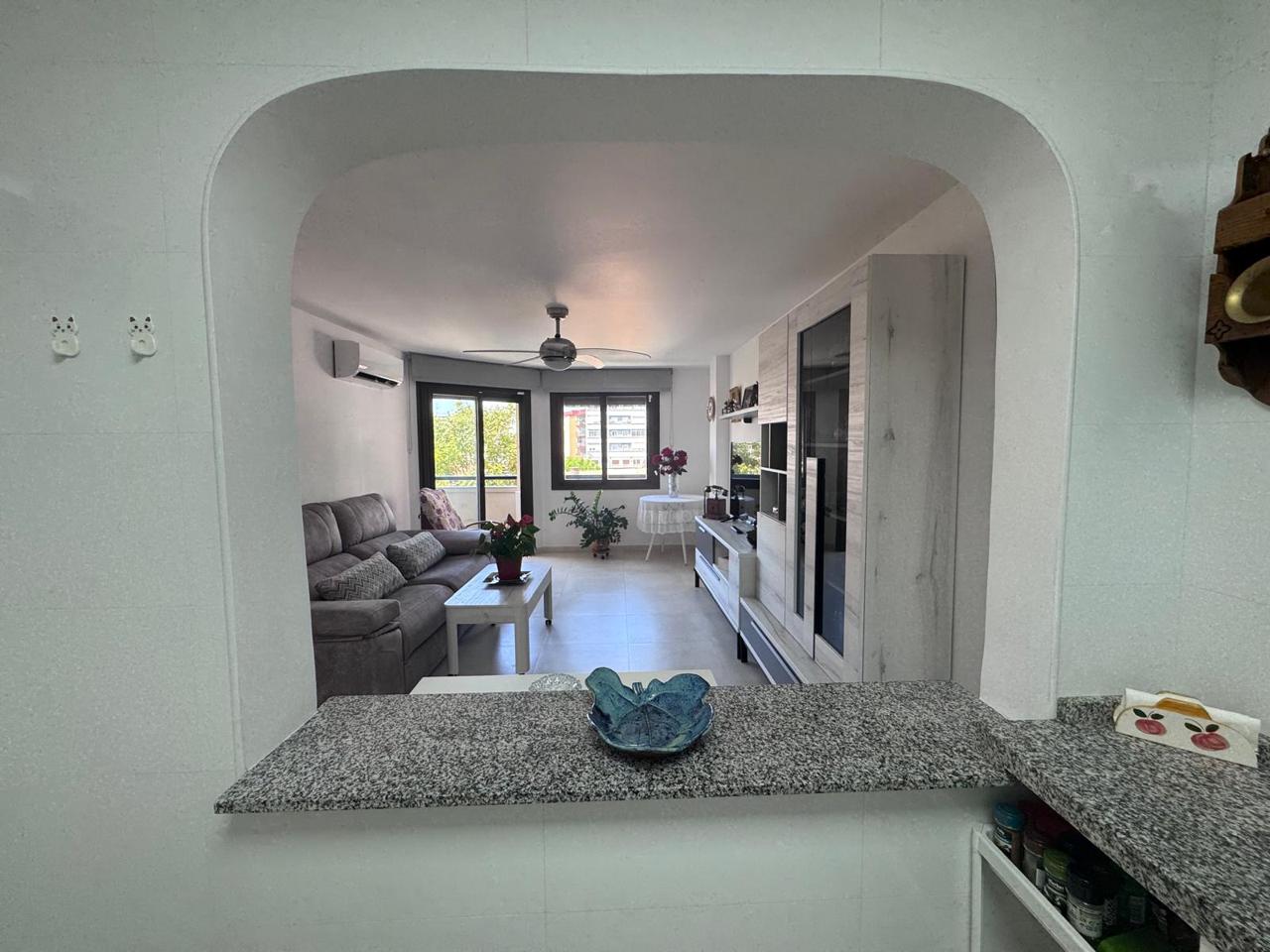 PISO ACTUAL Y REFORMADO EN EL CORAZÓN DE TORREMOLINOS