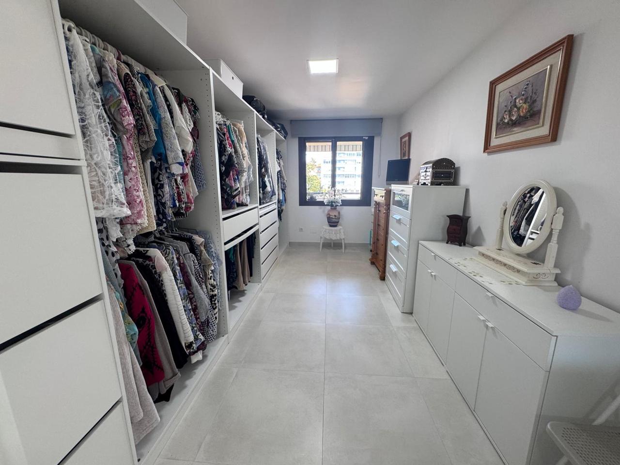 PISO ACTUAL Y REFORMADO EN EL CORAZÓN DE TORREMOLINOS