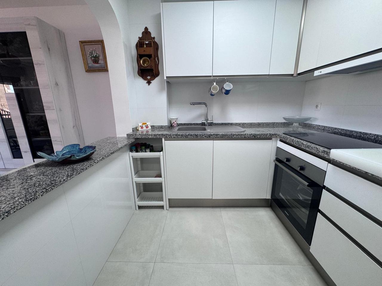 PISO ACTUAL Y REFORMADO EN EL CORAZÓN DE TORREMOLINOS