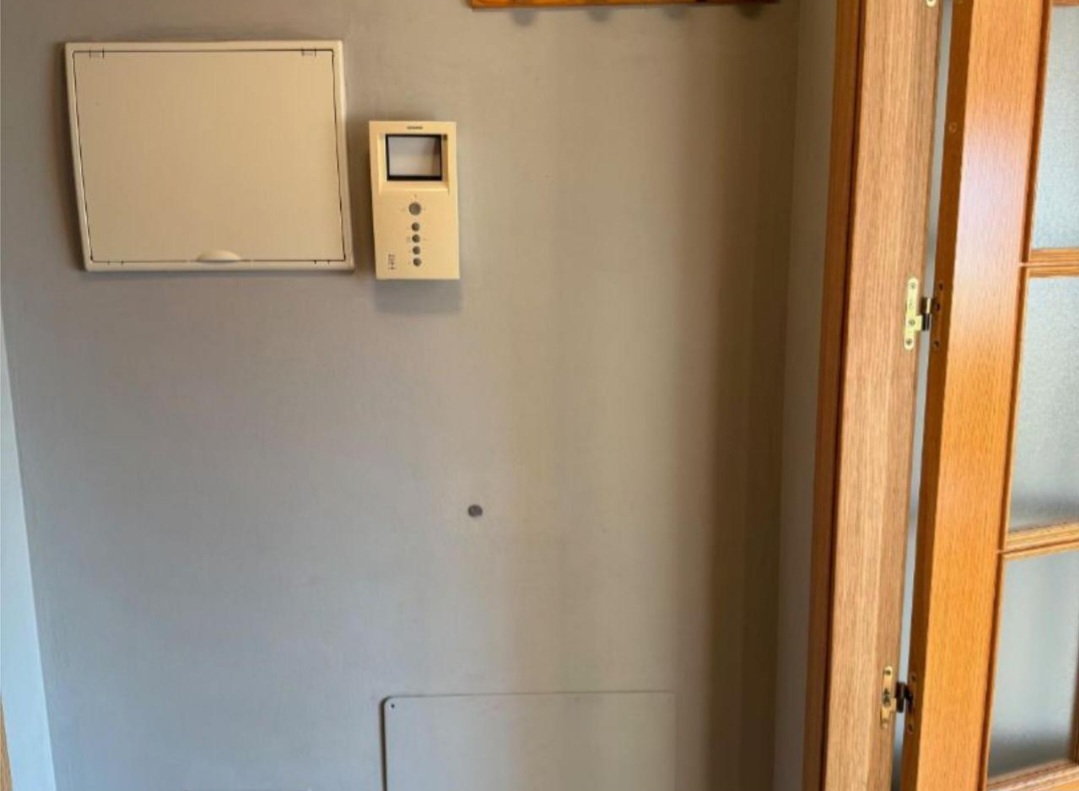 Magnífico piso en Torre del Mar con terraza, vistas despejadas y plaza de garaje