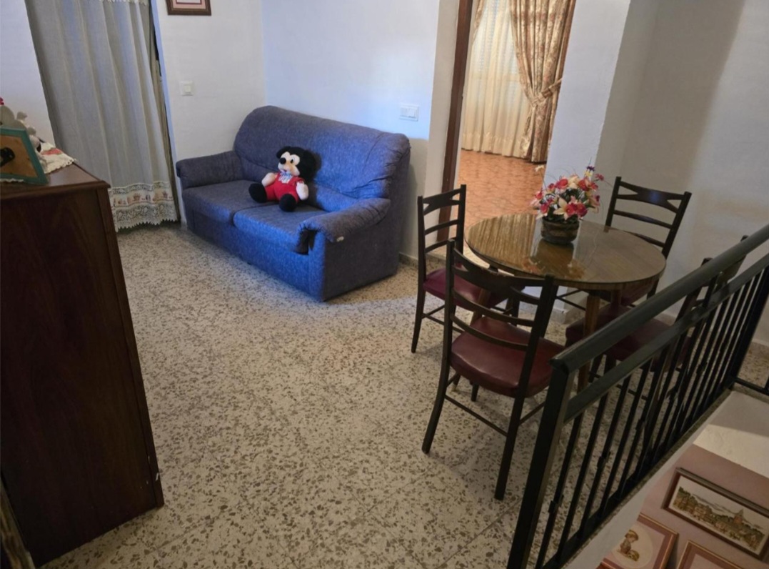 Encantadora casa reformada con solárium en pleno centro de Torrox