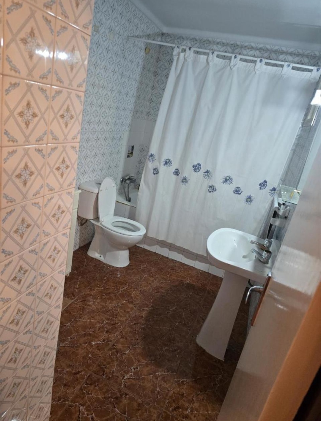 Encantadora casa reformada con solárium en pleno centro de Torrox