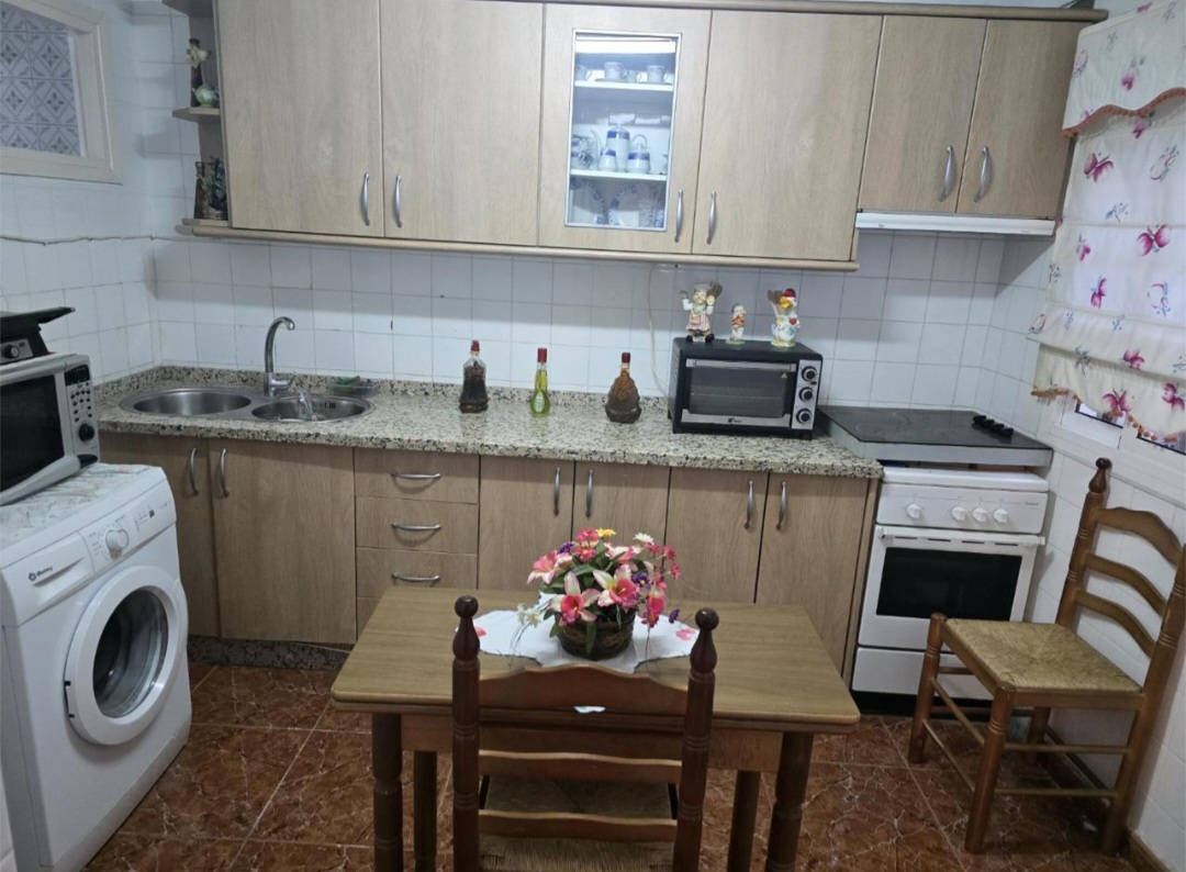 Encantadora casa reformada con solárium en pleno centro de Torrox