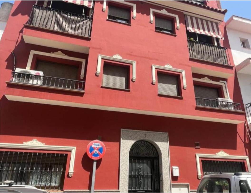 Piso reformado y exterior en Fuengirola – A 10 min del centro y 15 min de la playa